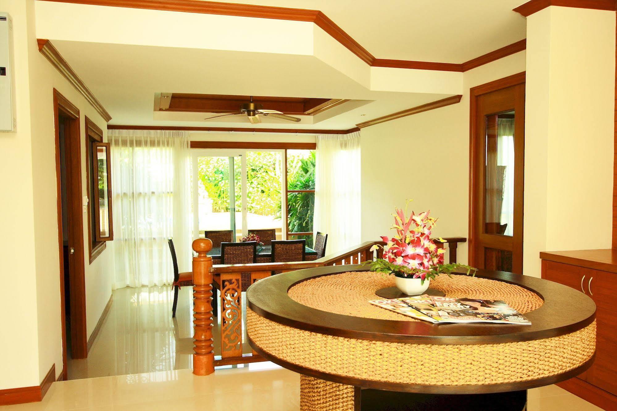 Oyo 626 The Chalet Phuket Resort Panwa Beach Esterno foto