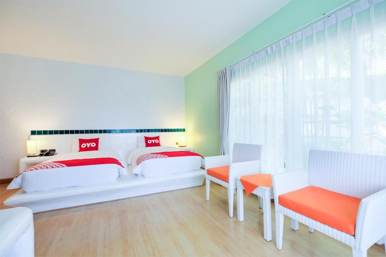 Oyo 626 The Chalet Phuket Resort Panwa Beach Esterno foto