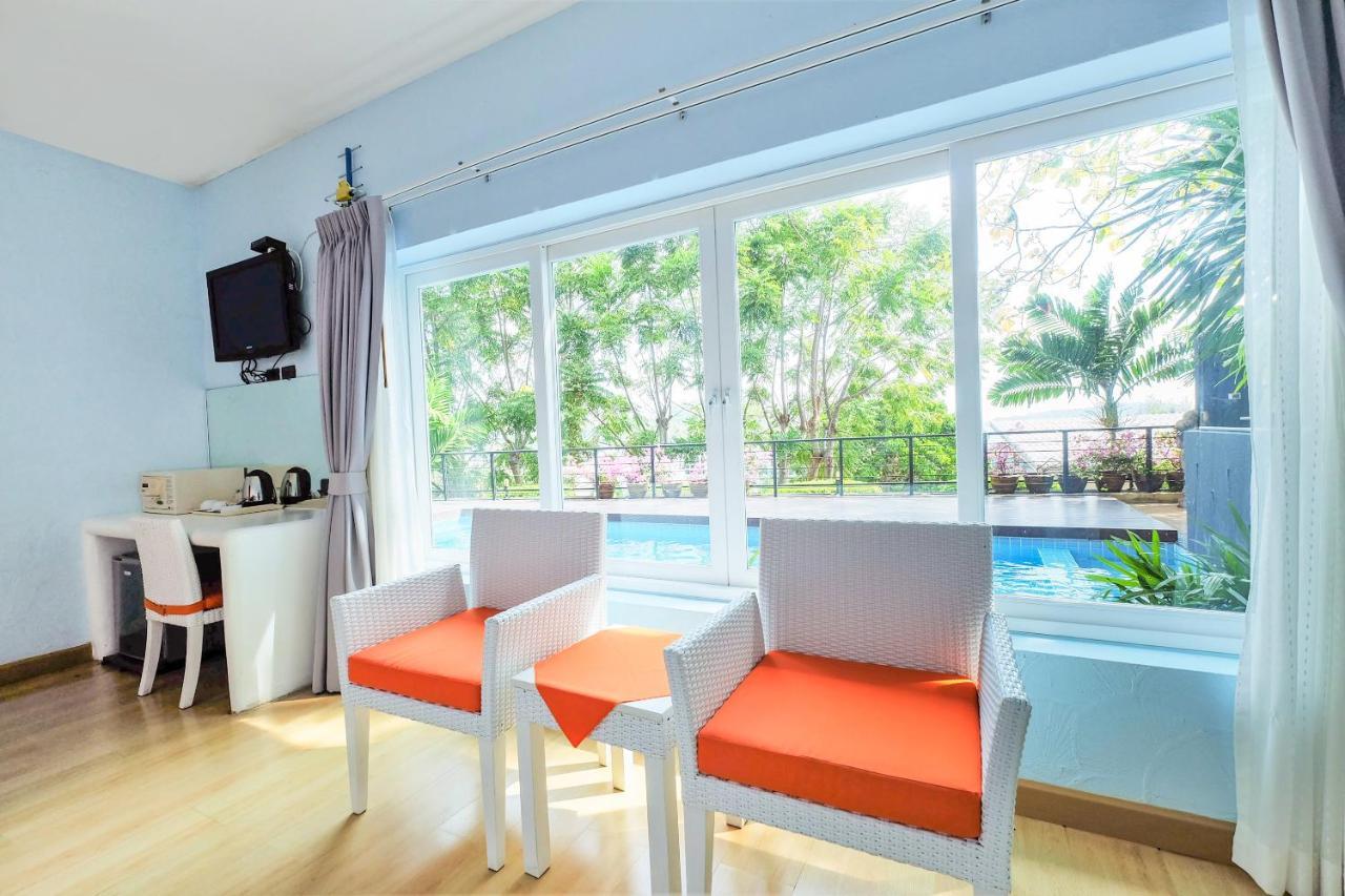 Oyo 626 The Chalet Phuket Resort Panwa Beach Esterno foto